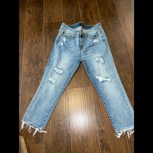 Judy Blue Capri’s size 7/28 NWOT